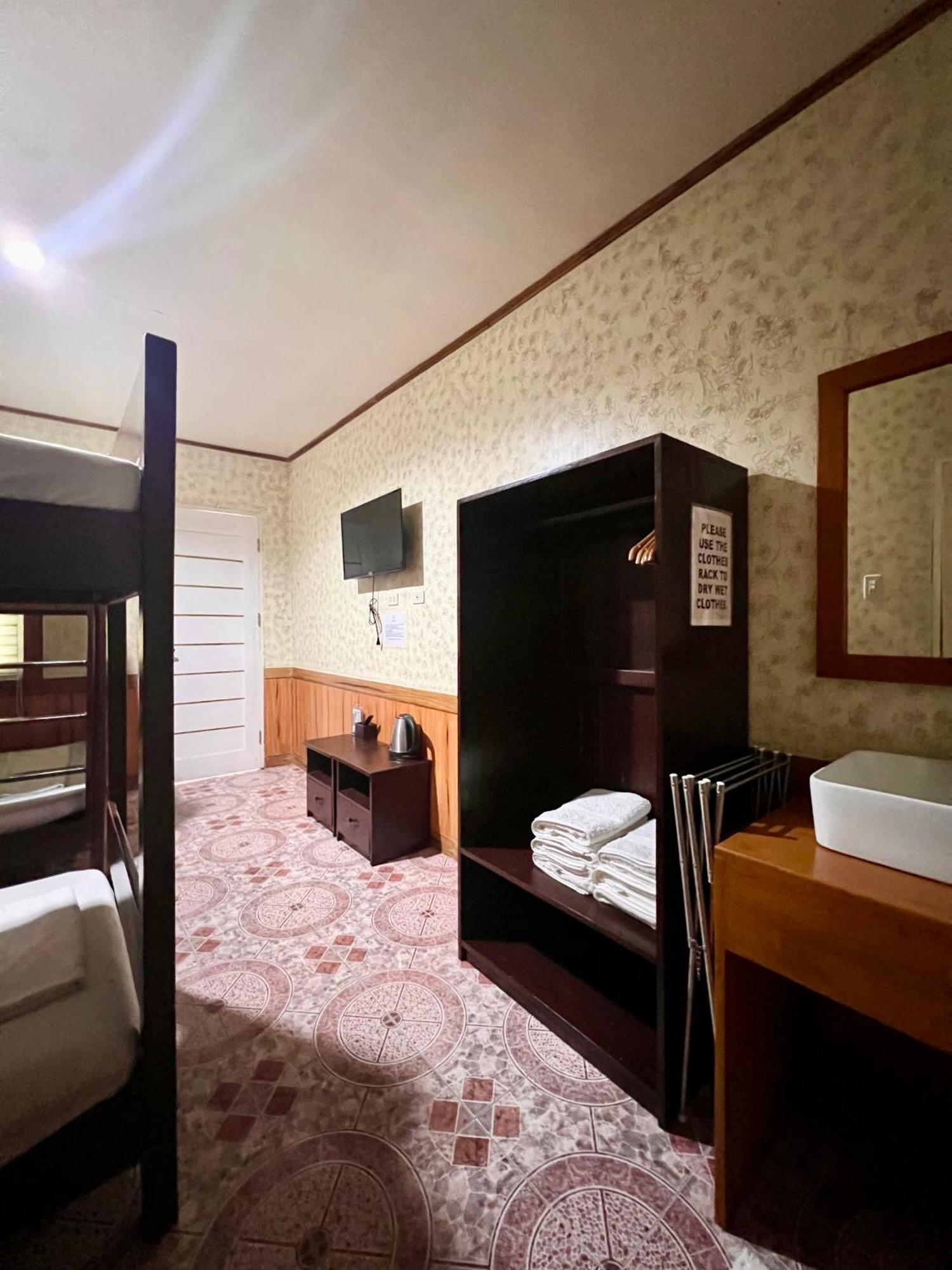 Sunny Terrace Hotel Baler Ngoại thất bức ảnh